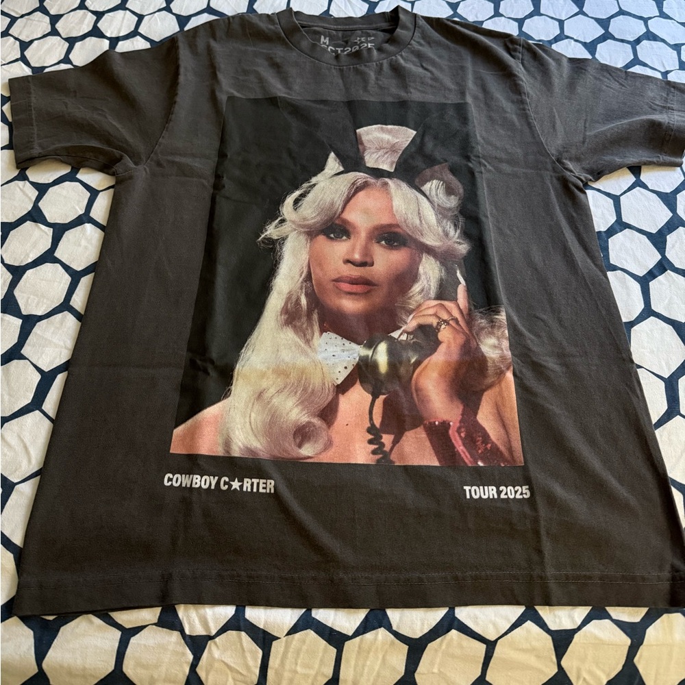 Cowboy Carter Graphic Tee - Black